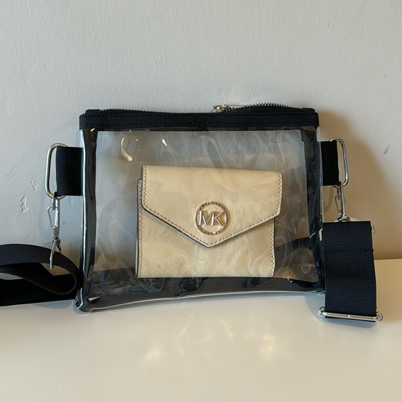 Everywhere Clear Bag - Picture 1 of 8